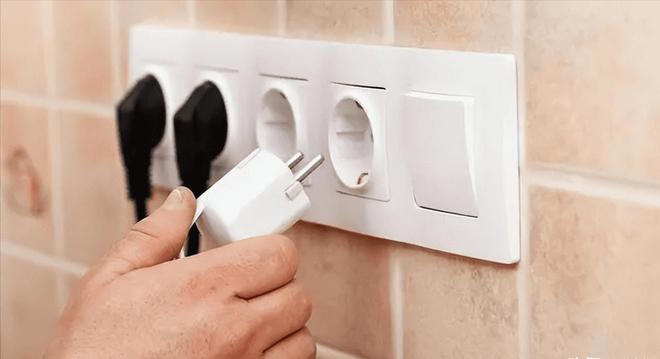 家里这5种电器用完要拔插头不然每月电费翻倍记住不花冤枉钱(图13)